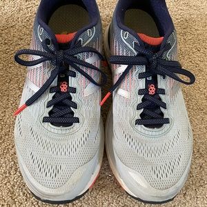 New Balance Women’s Running Shoes